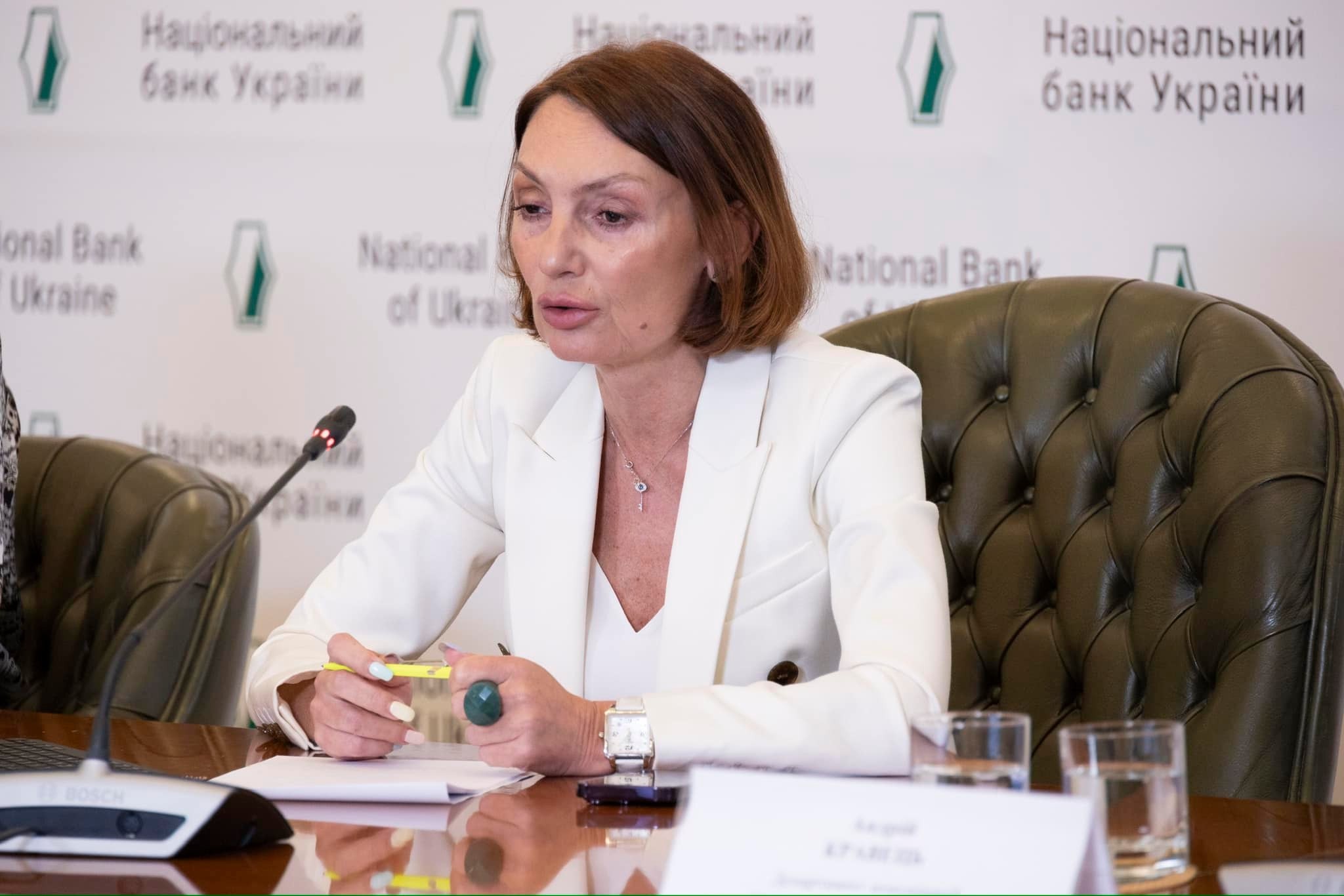 Major decision maker at Ukraine's central bank resigns after decade in key role
